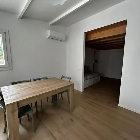 Apartamento Casa Rielta, Tram E Parking