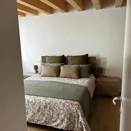 Casa Rielta, Tram E Parking Apartment Mestre