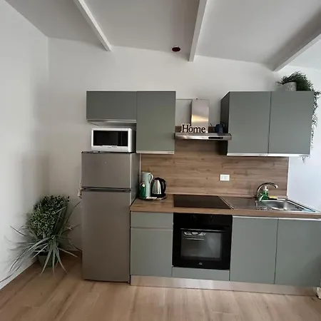 Casa Rielta, Tram E Parking Mestre